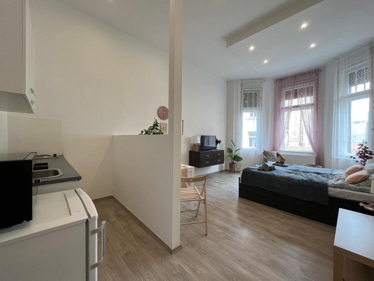 D58 Apartments In The City Center ブダペスト エクステリア 写真