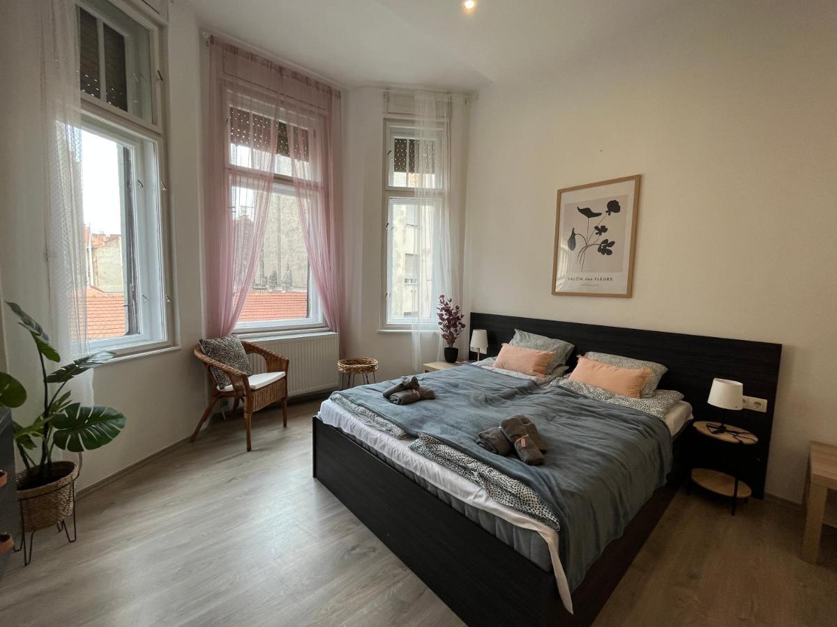 D58 Apartments In The City Center ブダペスト エクステリア 写真